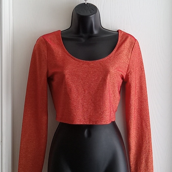 Derek Heart | Orange Red Metallic Crop Top - Picture 1 of 8